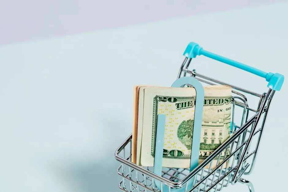 Imagen que muestra la posición del primer resultado orgánico desplazado por anuncios patrocinados en la búsqueda de un taladro inalámbrico en un marketplace, ilustrando el costo de oportunidad para los vendedores