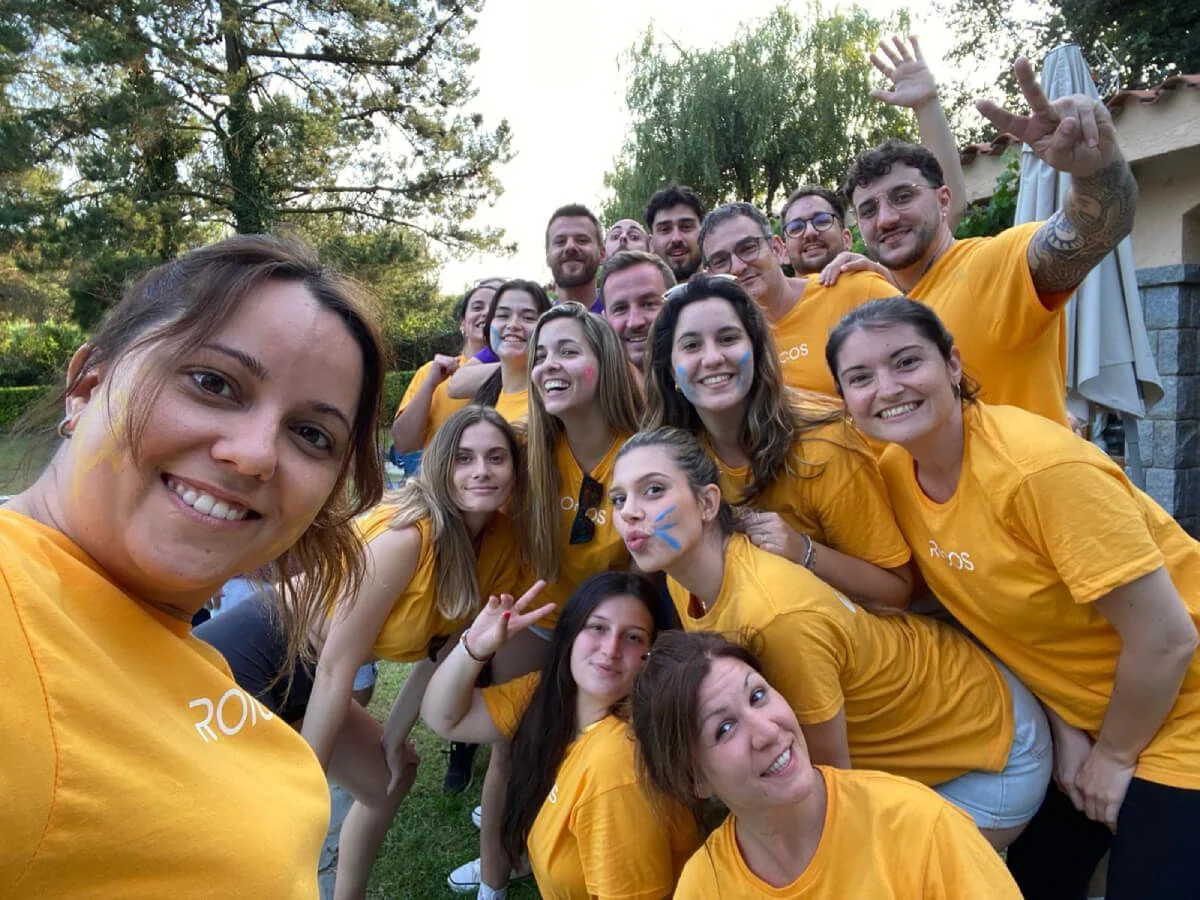 El equipo de Roicos en una jornada de teambuilding